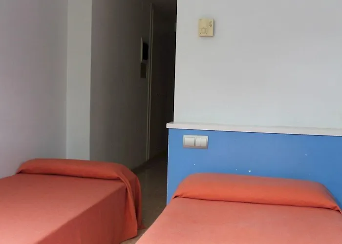 Residencia Estudiantes Onix Lägenhet *
